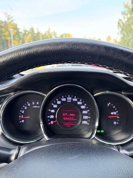 Kia Ceed 2 of 6