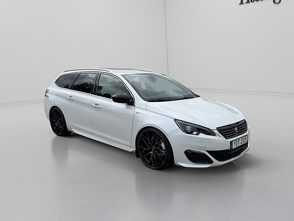 Peugeot 308 SW 4 of 15