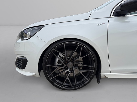 Peugeot 308 SW 3 of 15