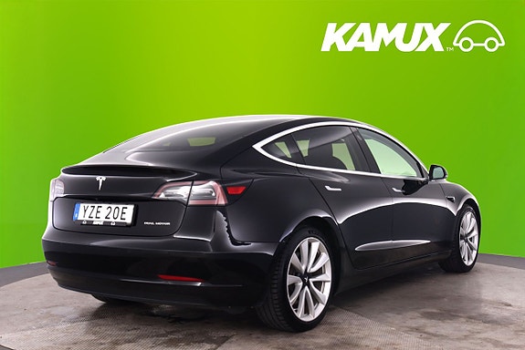Tesla Model 3 5 of 20