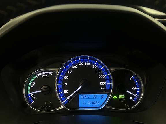 Toyota Yaris 15 of 29