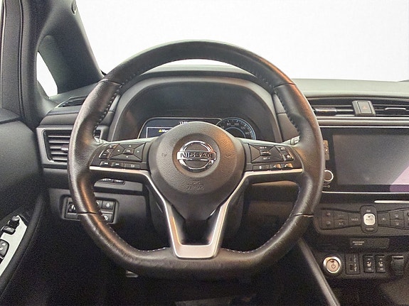 Nissan Leaf 14 of 30