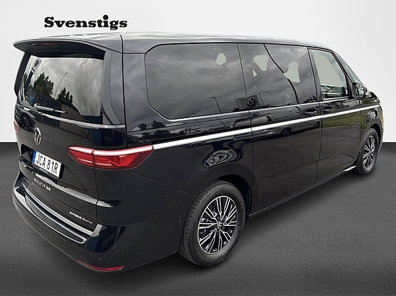 Volkswagen Multivan 6 of 12