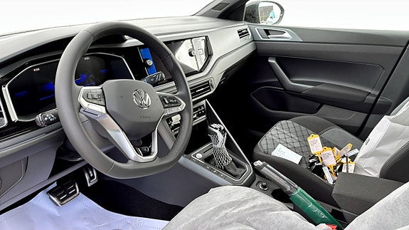 Volkswagen Taigo 7 of 13