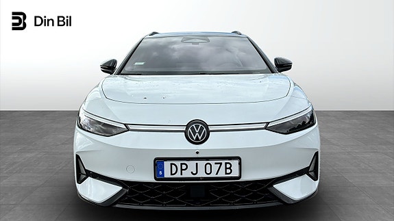 Volkswagen ID.7 4 of 14