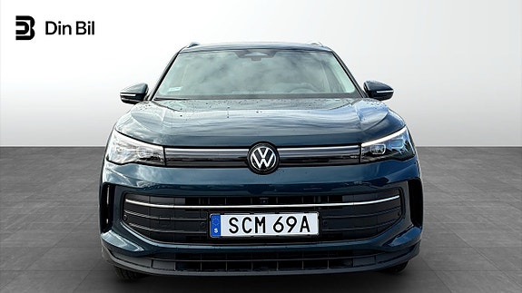 Volkswagen Tiguan 4 of 14