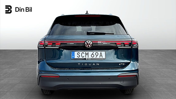 Volkswagen Tiguan 5 of 14