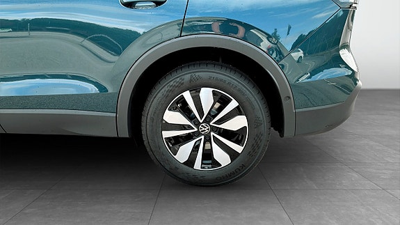 Volkswagen Tiguan 6 of 14