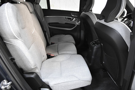 Volvo XC90 19 of 27