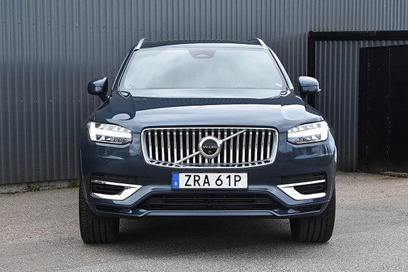 Volvo XC90 7 of 27