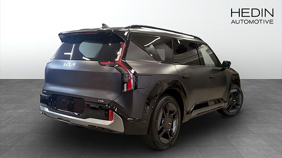 Kia EV9 2 of 13