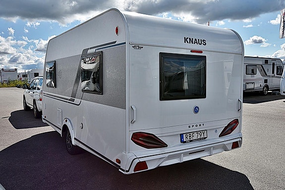 Knaus 420 QD Sport, Dubbelbädd 22 of 23