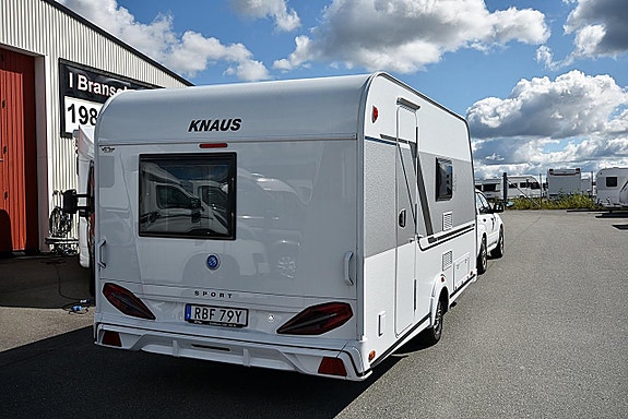 Knaus 420 QD Sport, Dubbelbädd 21 of 23