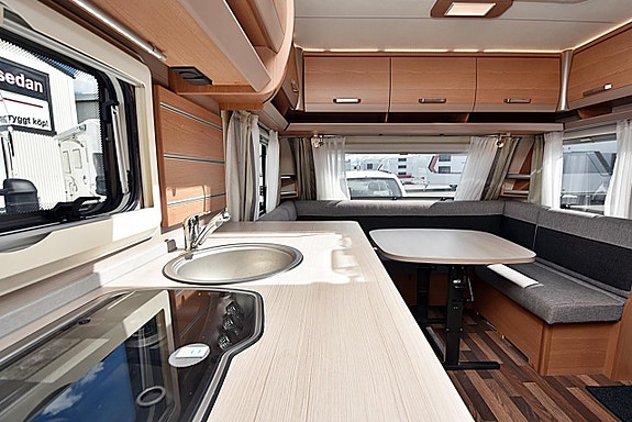 Knaus 700 UFK Sport, Barnkammare 25 of 27