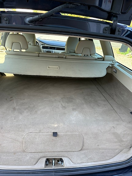 Volvo V70 7 of 11