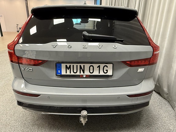 Volvo V60 6 of 17