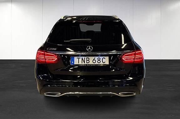 Mercedes-Benz C200 6 of 23