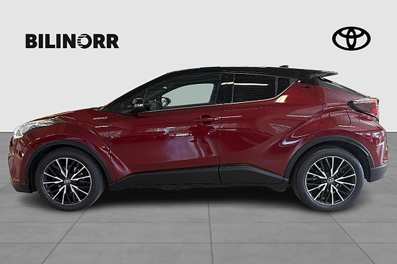 Toyota C-HR 5 of 11