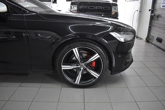 Volvo S90 25 of 27