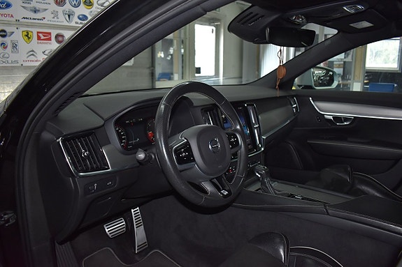 Volvo S90 4 of 27