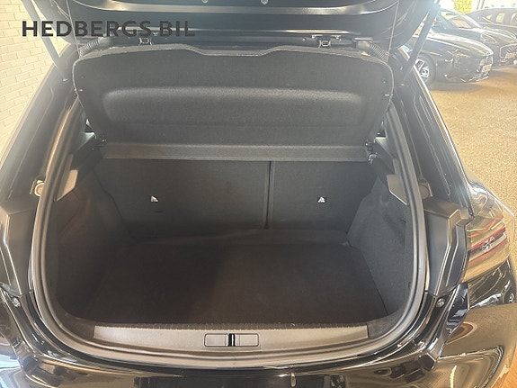 Peugeot 208 6 of 12