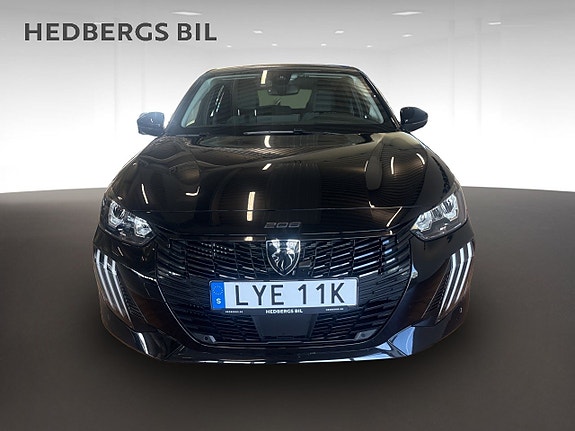 Peugeot 208 5 of 12