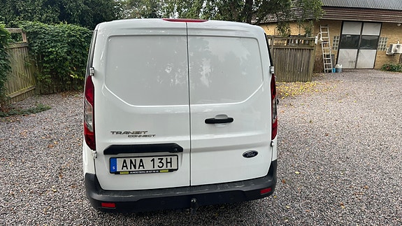 Ford Transit Connect 3 of 16