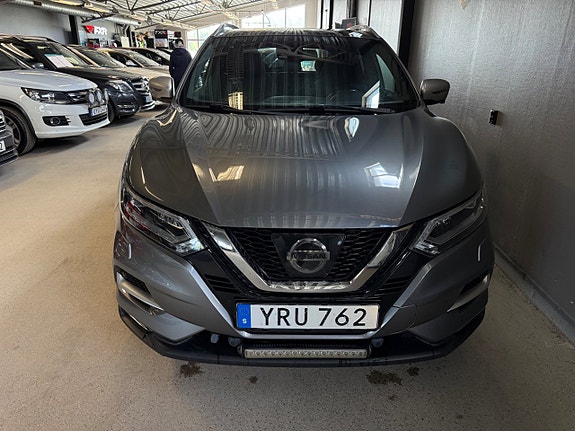 Nissan Qashqai 4 of 17