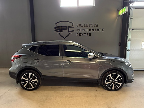 Nissan Qashqai 2 of 17