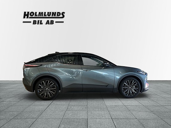Toyota C-HR 17 of 29