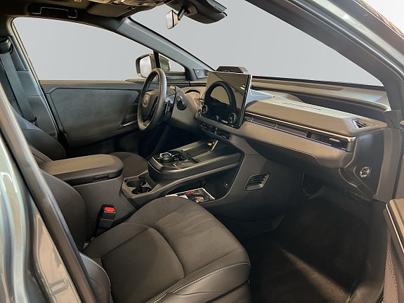 Toyota C-HR 6 of 29