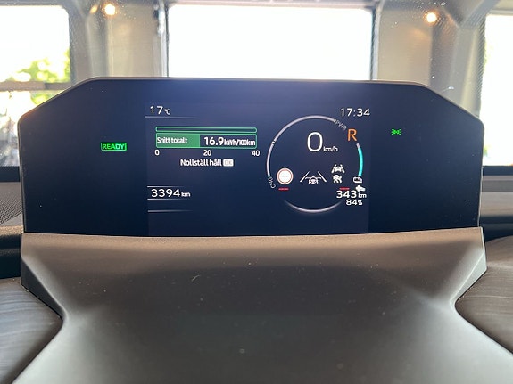 Toyota C-HR 14 of 29