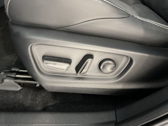 Toyota C-HR 23 of 29