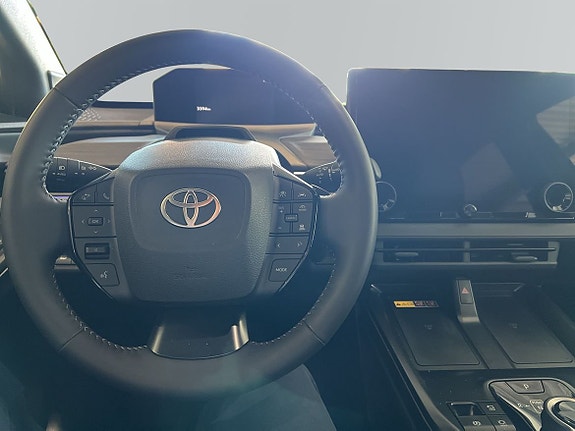 Toyota C-HR 8 of 29