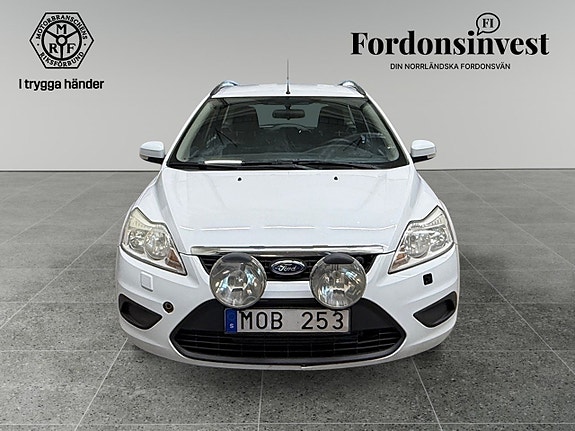 Ford Focus 8 of 14