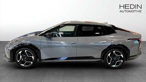 Kia EV4 6 of 13