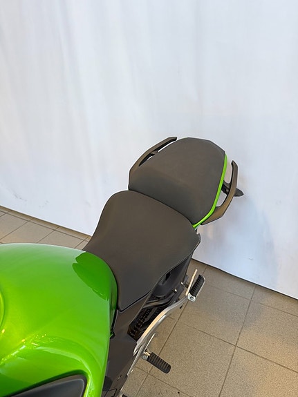 Kawasaki ER-6N ABS 10 of 10