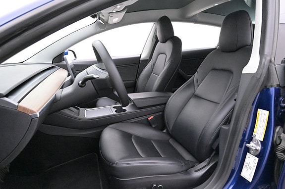 Tesla Model 3 8 of 27