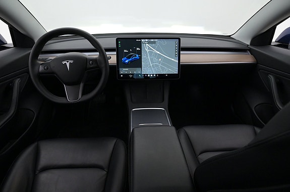 Tesla Model 3 6 of 27
