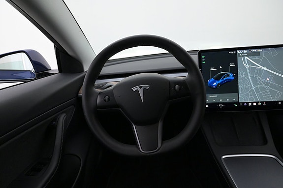 Tesla Model 3 7 of 27