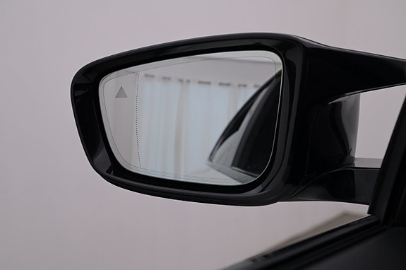 BMW i4 20 of 27