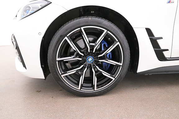 BMW i4 27 of 27