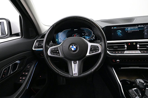 BMW 330e 7 of 27