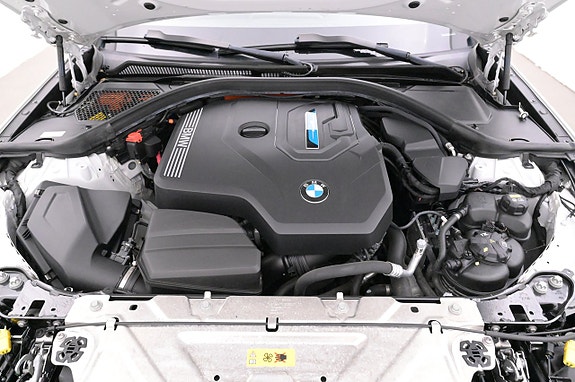 BMW 330e 26 of 27