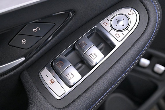 Mercedes-Benz C300 14 of 27