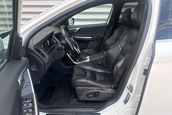 Volvo XC60 9 of 27