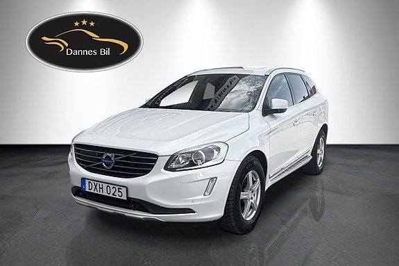 Volvo XC60 2 of 27