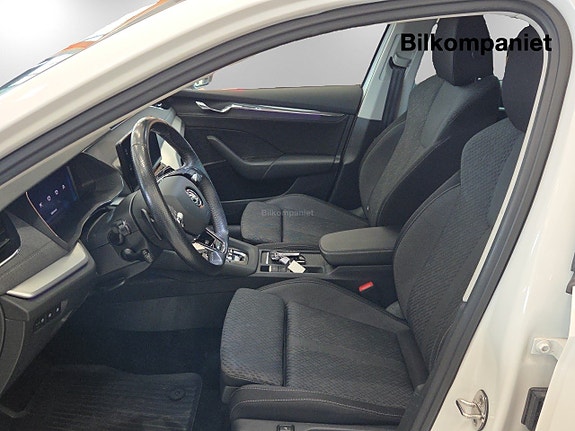 Skoda Octavia 8 of 14