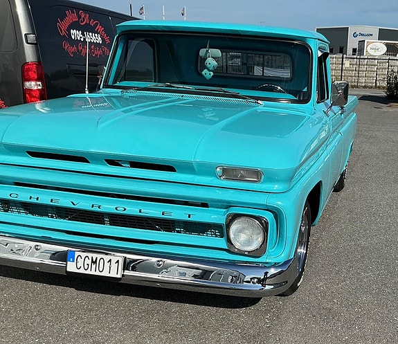 Chevrolet C10 9 of 24