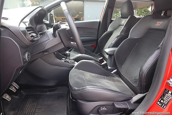 Ford Fiesta 4 of 17